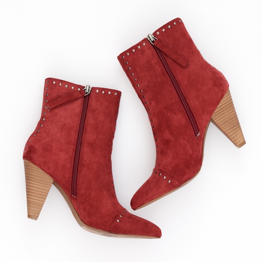 Pretty Rust Colored Boots From Target - Picture 3 of 4